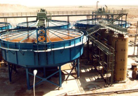 Salt Extraction from Desert Sand