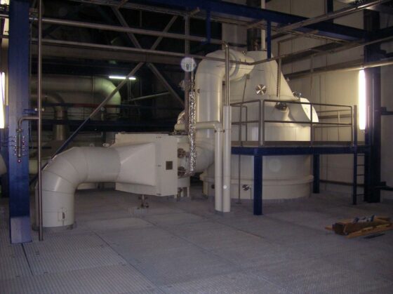 Evaporator and external separator